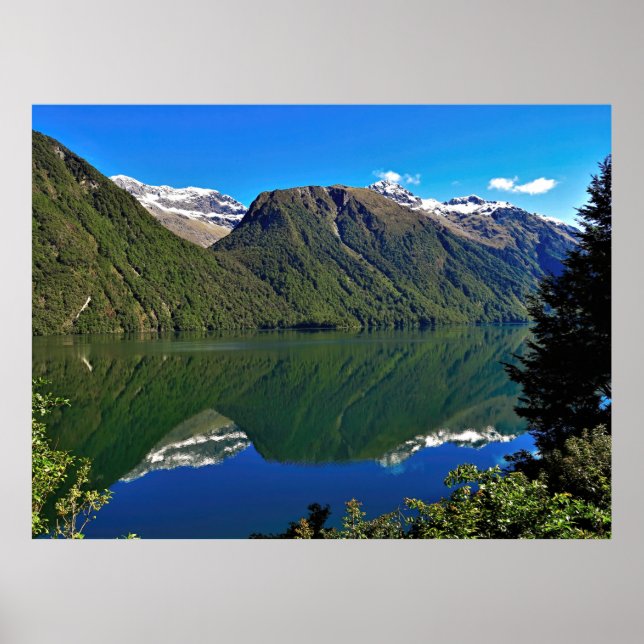 Lake Gunn Reflektion Poster (Vorne)