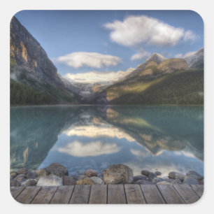 Lake Louise bei Sonnenaufgang, Banff-Nationalpark, Quadratischer Aufkleber
