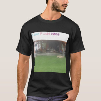 Lake Placid Vibes nachts T-Shirt