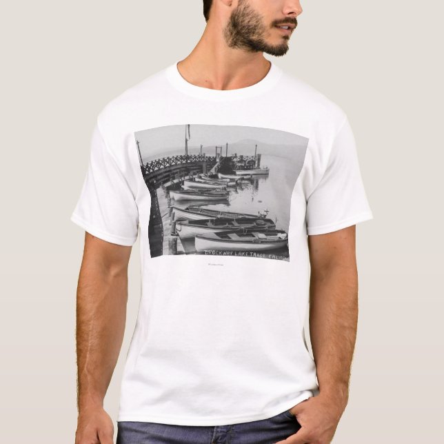 Lake Tahoe, CA - hölzerne Boote entlang Dock-Foto T-Shirt (Vorderseite)