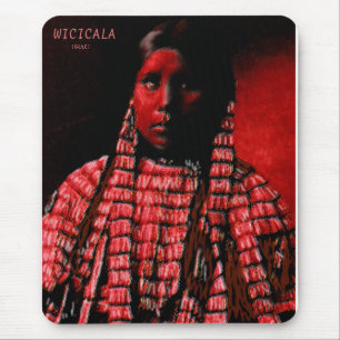 Lakhotah-Mädchen in einem Tipi Mousepad