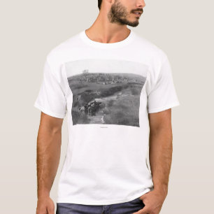 Lakota indisches Lager am weißen Lehm T-Shirt
