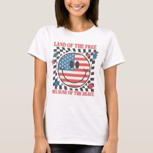 Land der Freiheit wegen der Tapferkeit T-Shirt