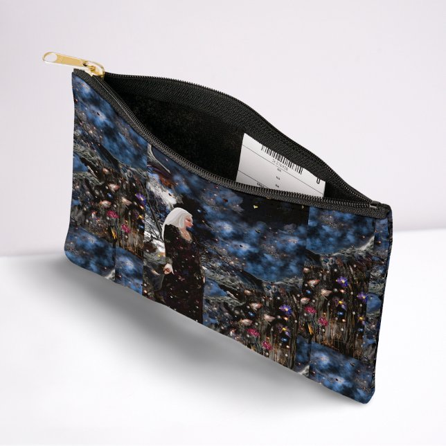 Land der Träume Zubehörtasche (Von Creator hochgeladen)