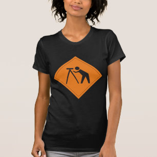 Land-Feldmesser am T - Shirt der Arbeits-Frauen