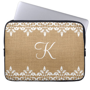 Landhaus-Jute und weiße Damaststickerei-Monogramm Laptopschutzhülle