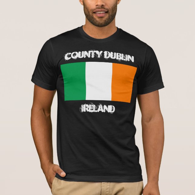 Landkreis Dublin, Irland mit irischer Flagge T-Shirt (Vorderseite)