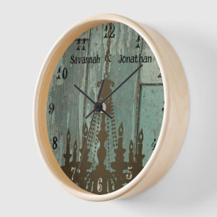 Ländlich-chic alter rustikaler Aqua-Holz-Kronleuch Uhr
