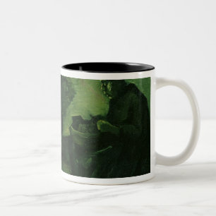 Ländliche Frau Vincent van Goghs durch den Herd Zweifarbige Tasse