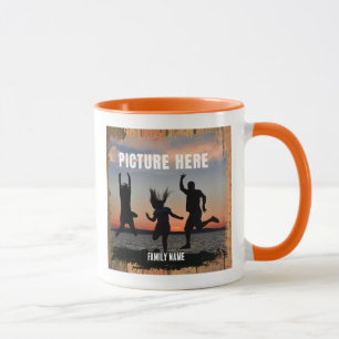 LÄNDLICHE GLÜCKLICHE MOMENTE DER FAMILIE PHOTO ERI TASSE