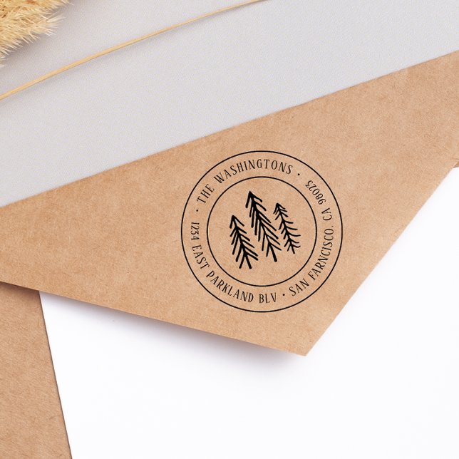 Landliche handgezeichnet Pinienbäume Rücksendeadre Permastempel (Rubber Stamp Mock-up)