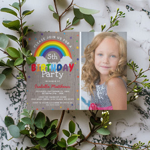 Ländlicher Regenbogen-Geburtstag Farbige Foto Einladung