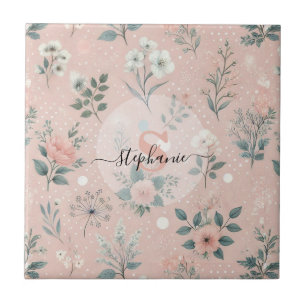 Ländliches rosa Blumenmuster mit weißen Blüten und Fliese