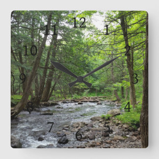 Landscape Foto 1 Forest River Woods Green Quadratische Wanduhr