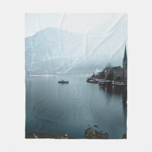 LANDSCHAFT FOTO DES WASSERKÖRPERS IN DER NÄHE DES FLEECEDECKE