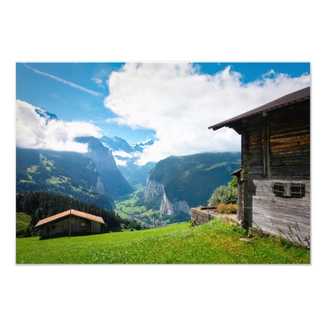 Landschaft im Lauterbrunnen Tal der Schweiz Fotodruck (Vorne)
