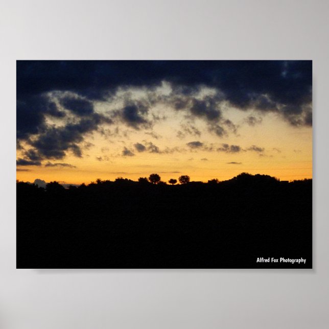 Landschaft im Zwielicht als Silhouette Poster (Vorne)