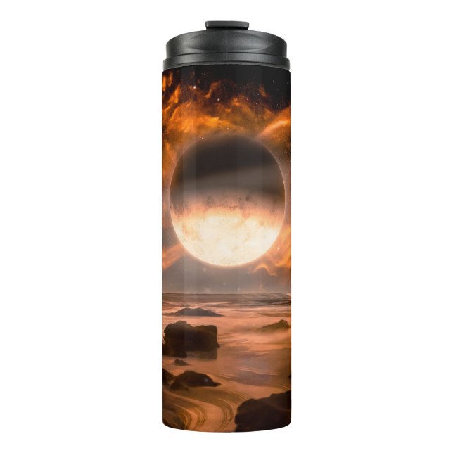 Landschaft in fantasievoller Alien mit flammendem  Thermosbecher (Vorderseite)