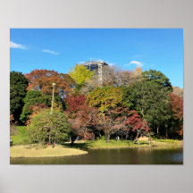 Landschaftliche Landschaft mit Herbstfarbe
