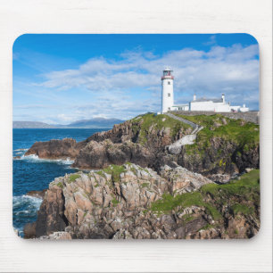 Landschaftliche Sicht auf den Leuchtturm Fanad Hea Mousepad