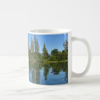 Landschaftlicher Fluss Montana Kaffeetasse