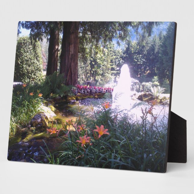 Landschaftlicher Garten mit Wasserbrunnen Fotoplatte (Seite)