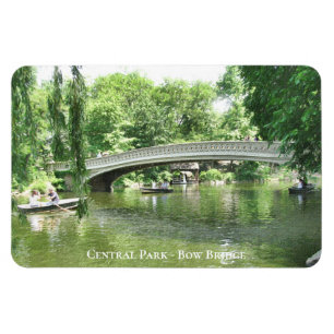 Landschaftlicher Sommerzeit NYC Bow Bridge Central Magnet