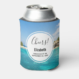 Landschaftlicher tropischer Strand mit Strohhütten Dosenkühler