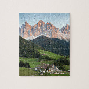 Landschaftliches Alpendorf Dolomiten Berge Puzzle