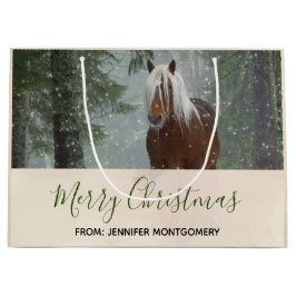 Landschaftliches Braunes Pferd in einem Winterwald Große Geschenktüte