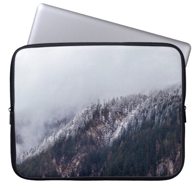 LANDSCHAFTSFOTOGRAFIE DES BERGES LAPTOPSCHUTZHÜLLE (Vorderseite)
