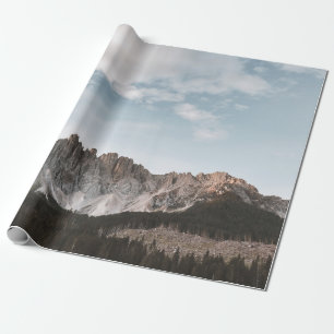 LANDSCHAFTSFOTOGRAFIE VON GRAU UND BROWN BERG GESCHENKPAPIER