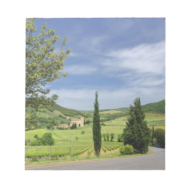 Landstrasse zwischen Zypressen in Notizblock (Vorderseite)