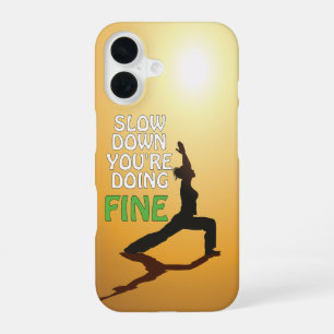 Langsam, Du Machst Das Schon Motivierendes Yoga iPhone 16 Hülle