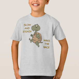 Langsam und stetig gewinnt das Rennen lustige lauf T-Shirt