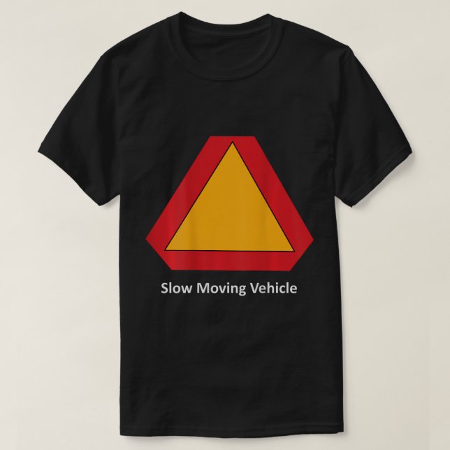 Langsames Fahrzeug auf dem hinteren T - Shirt (Design vorne)