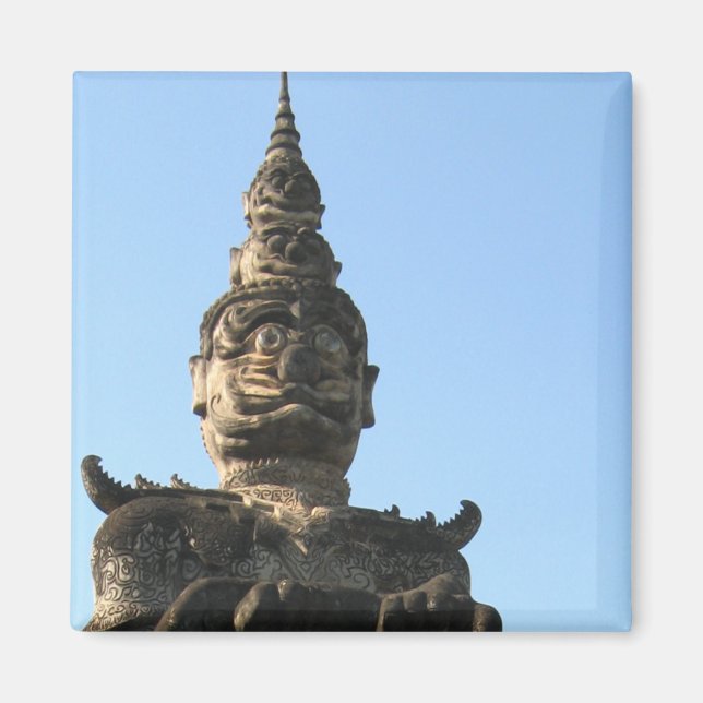 Lao Giant Guardian .. Buddha Park, Vientiane, Laos Magnet (Vorne)