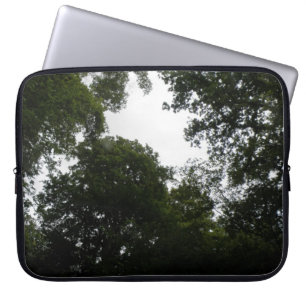 Laptop-Tasche aus Creepy Forest Laptopschutzhülle