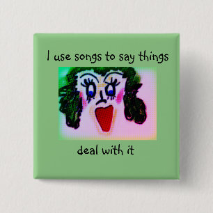 Lärmende Dame Cartoon benutzt Lieder, um Dinge zu  Button