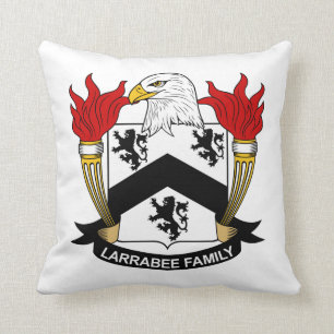 Larrabee Familienwappen Kissen