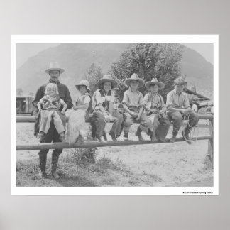 Larry Larom mit sechs Kindern. Poster