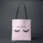 Lash-Chat - Diese Lashes Tha<br><div class="desc">Lash Chat II von Alicia Ludwig. Der Begriff "The Lashes Tho'" wird in schwarzen Strichen mit einem rosa Hintergrund dargestellt.</div>