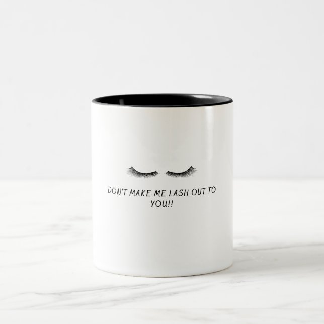 Lash-Out-Tasse Zweifarbige Tasse (Mittel)