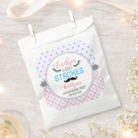 "Lashes or staches" Modernes Party zur Aufdeckung