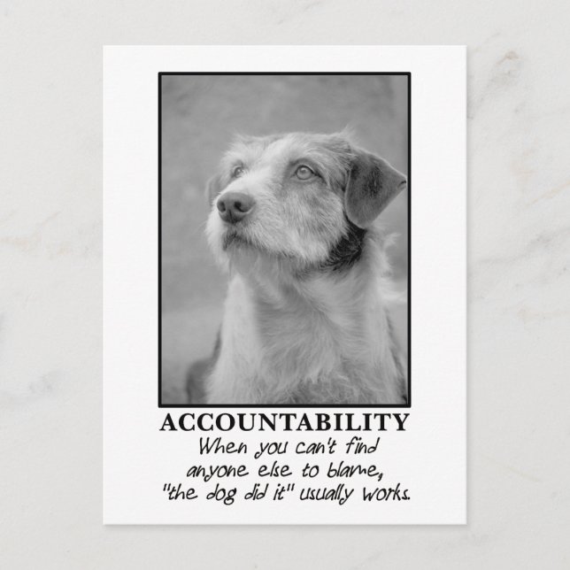 Lass dem Hund die Schuld für deine Furzen Postkarte (Vorderseite)