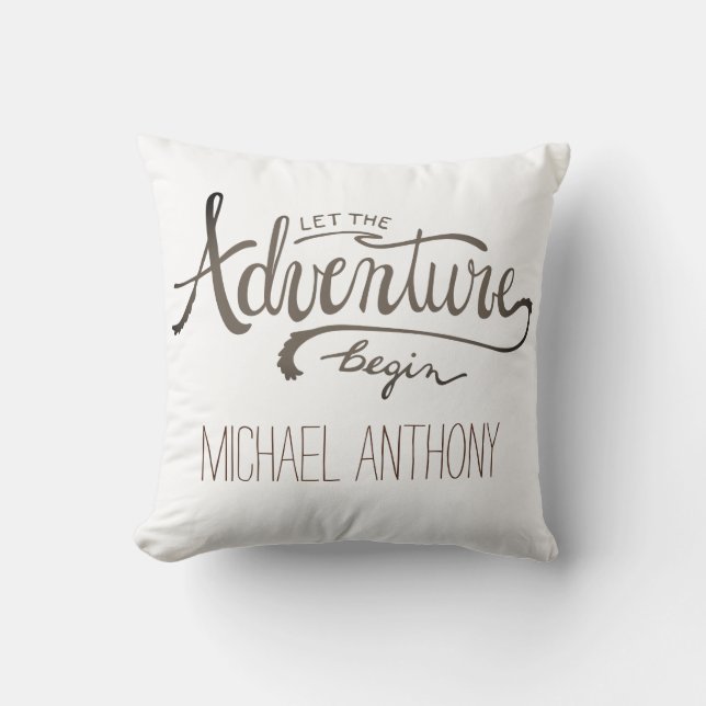 Lass des Abenteuers Wasserfarbenwald und Name Kissen (Vorderseite)