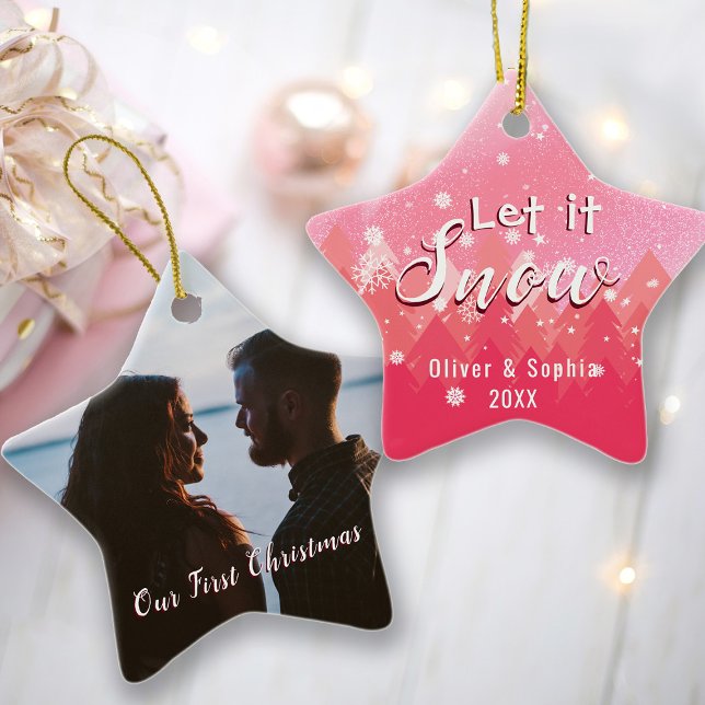 Lass es Schnee Erste Weihnachtsfeier Foto Pink Keramik Ornament (Von Creator hochgeladen)