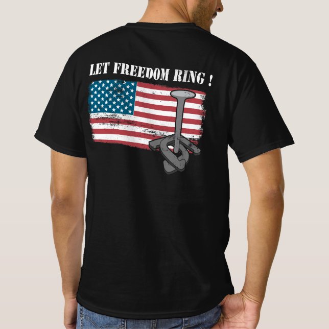 Lass Freedom Ring Horseshoe Throwing T-Shirt (Rückseite)