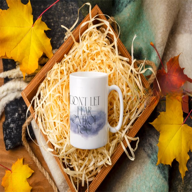 "Lass keine Angst vor Kontrolle - Elegant Motivier Kaffeetasse (Von Creator hochgeladen)