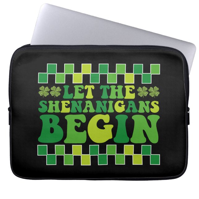 Lass The Shenanigans Begin Irish Groovy Retro Laptopschutzhülle (Vorderseite)